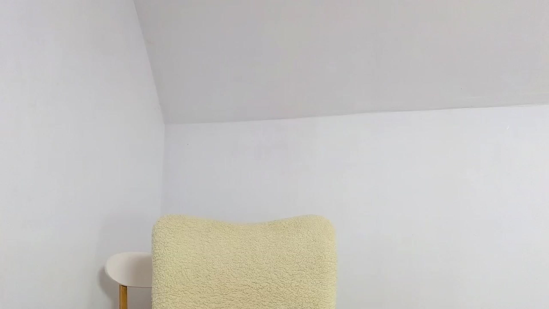 Gallery image thumbnail from Jullyenn3's myfreecams stream on, 10/14/2024, 21:12 image 6 of 20