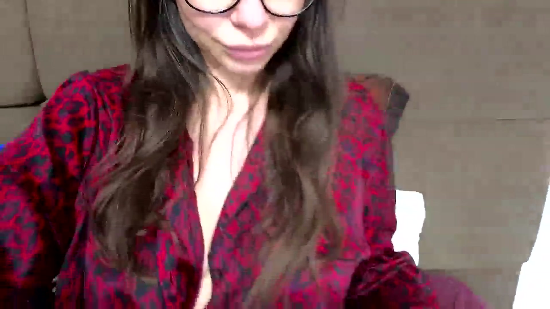 Gallery image thumbnail from Jullyenn3's myfreecams stream on, 11/06/2024, 15:32 image 7 of 20