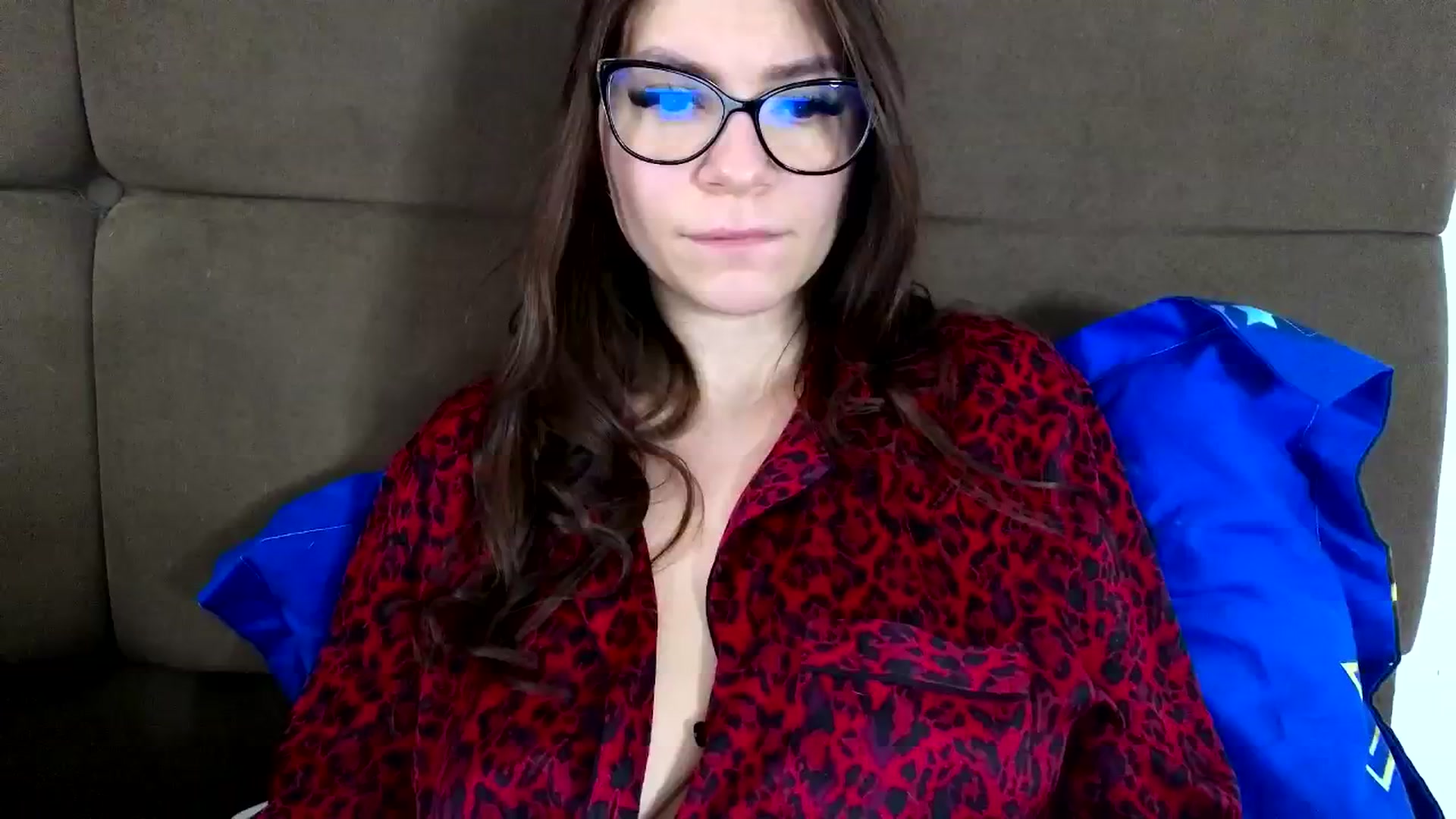 Gallery image thumbnail from Jullyenn3's myfreecams stream on, 11/15/2024, 12:57 image 20 of 20