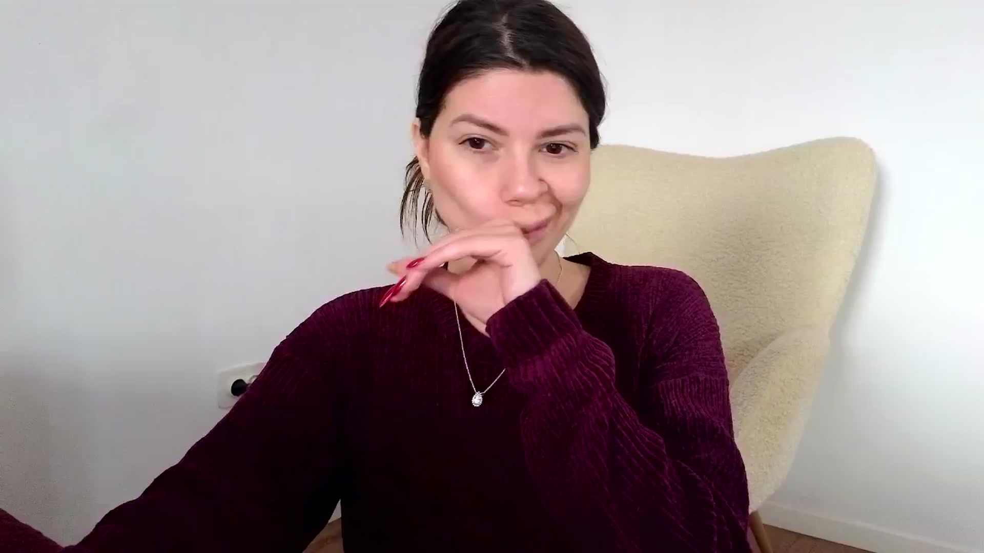 Gallery image thumbnail from Jullyenn3's myfreecams stream on, 02/05/2025, 13:16 image 14 of 20