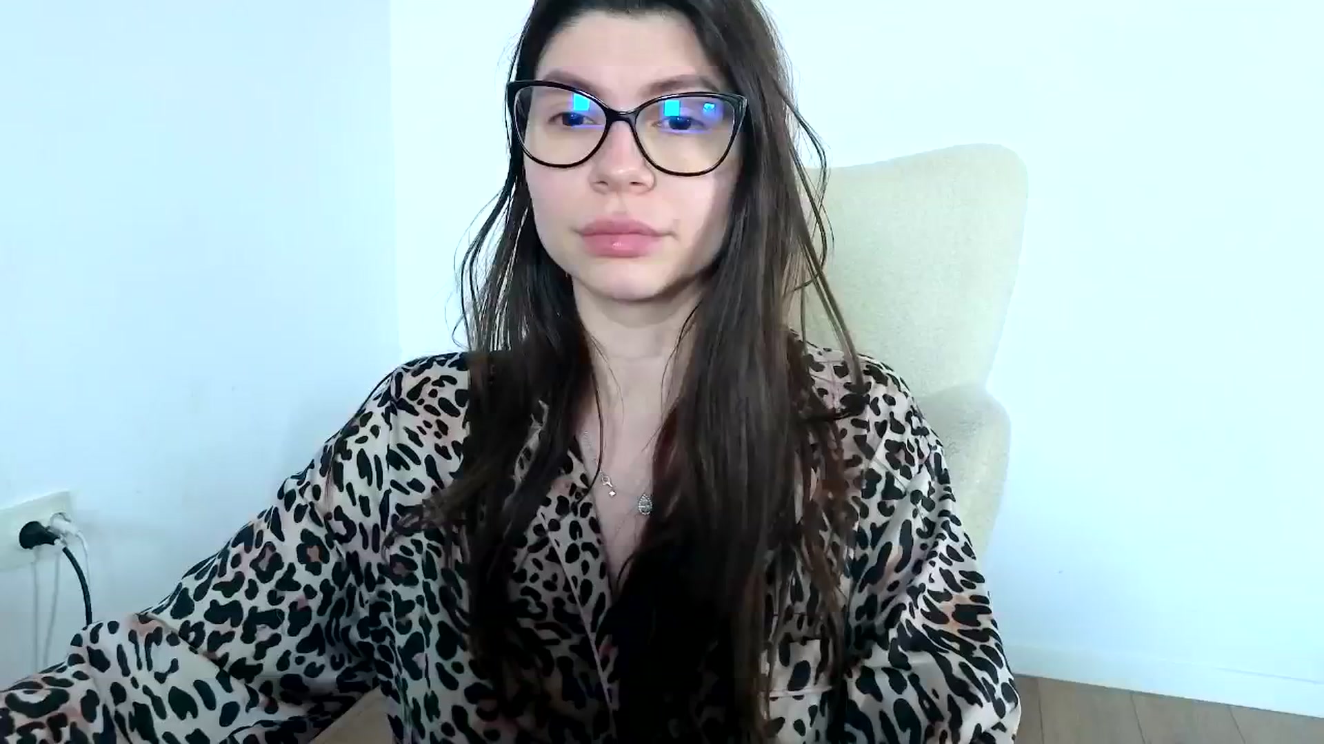 Gallery image thumbnail from Jullyenn3's myfreecams stream on, 02/06/2025, 13:23 image 20 of 20