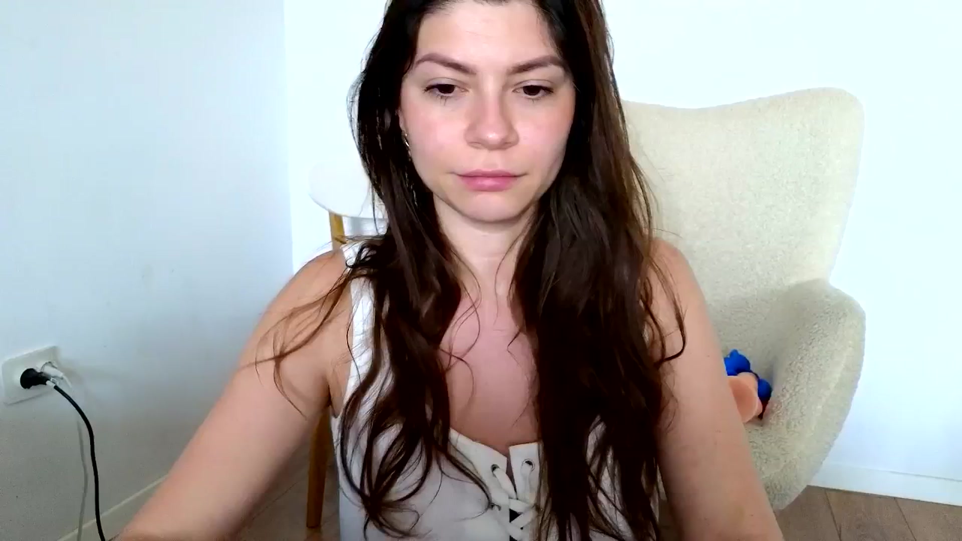 Gallery image thumbnail from Jullyenn3's myfreecams stream on, 04/21/2025, 13:00 image 3 of 20