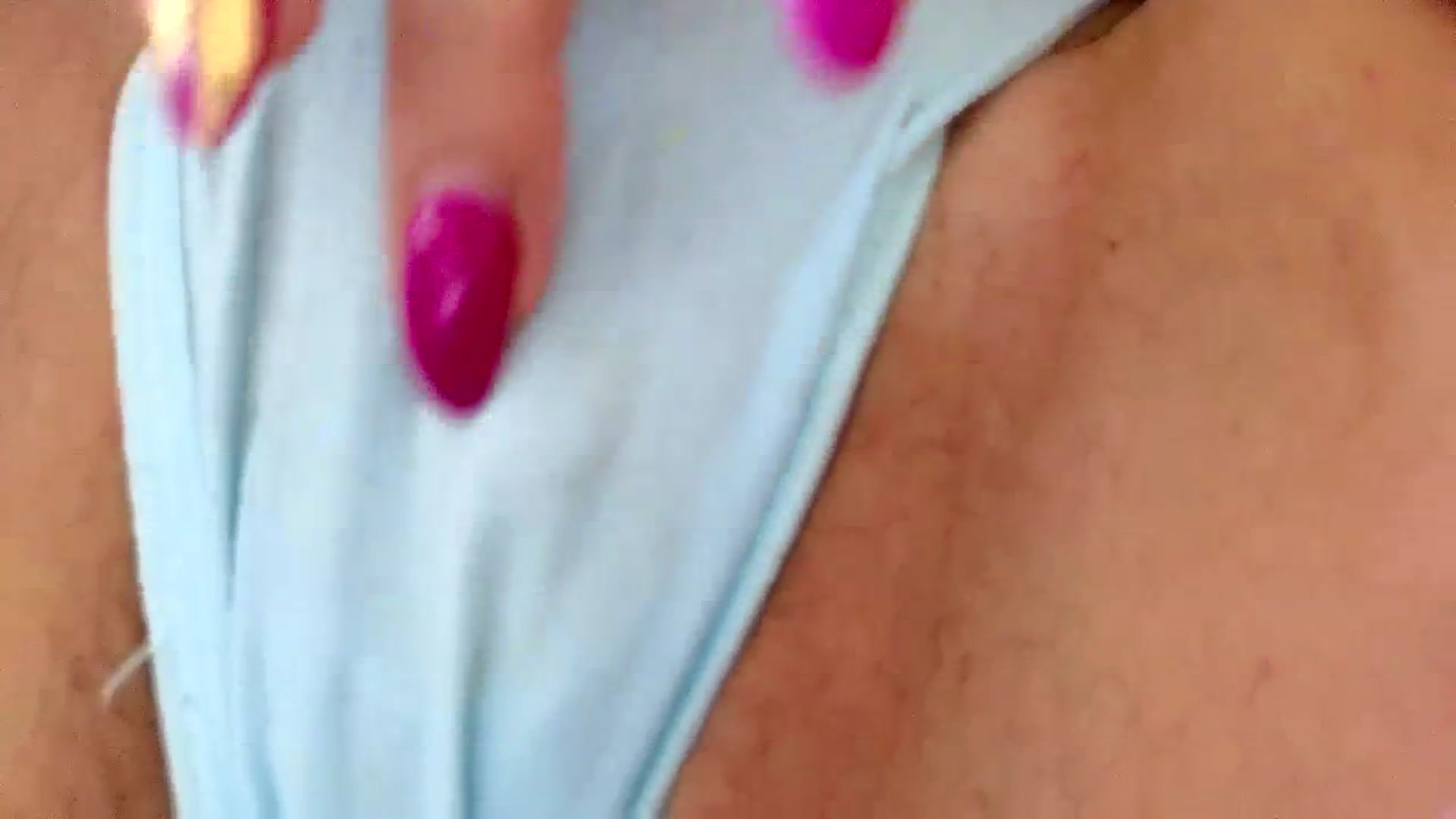 Gallery image thumbnail from Jullyenn3's myfreecams stream on, 05/10/2025, 12:01 image 2 of 20