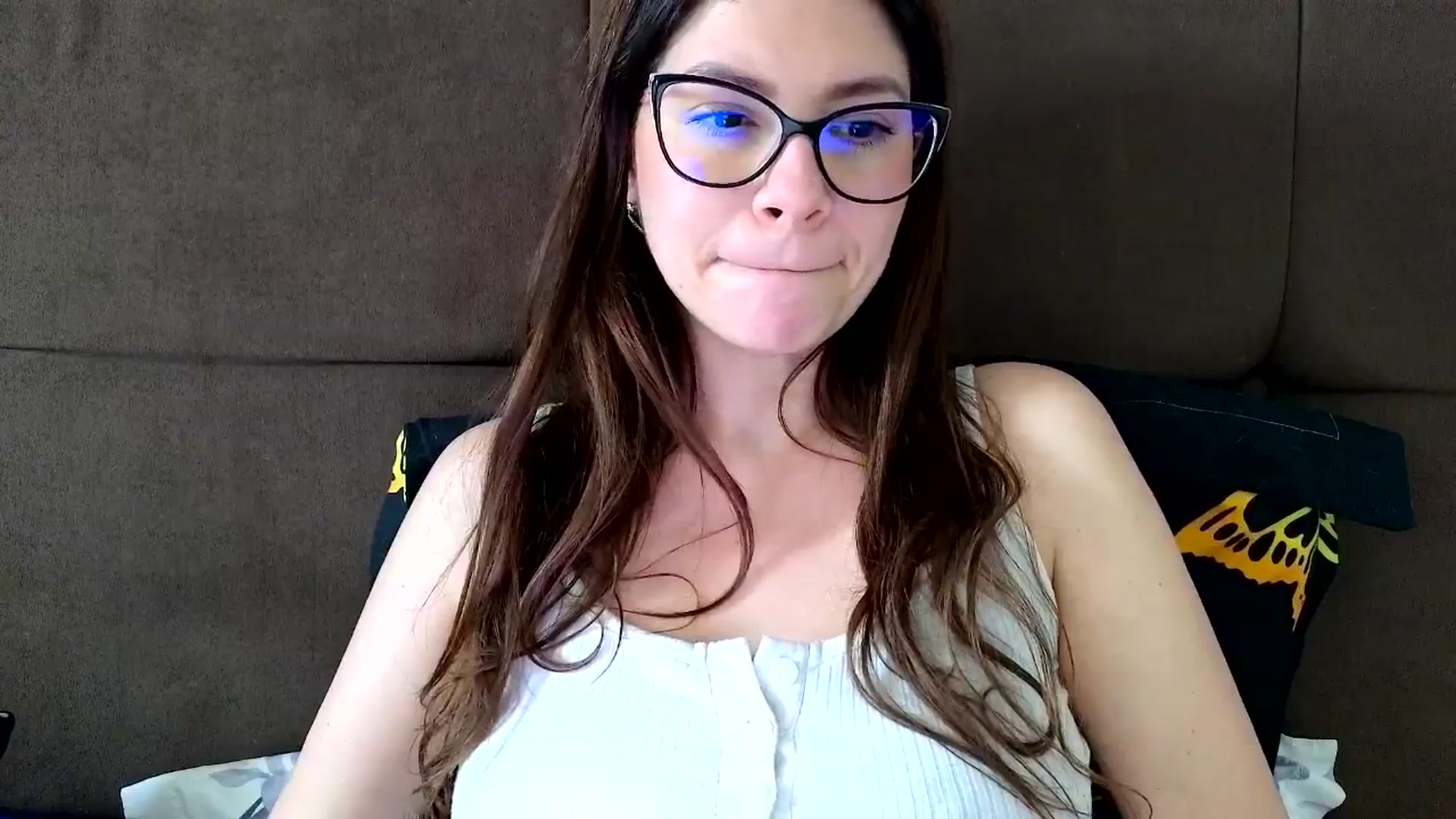 Gallery image thumbnail from Jullyenn3's myfreecams stream on, 05/31/2025, 12:17 image 2 of 20