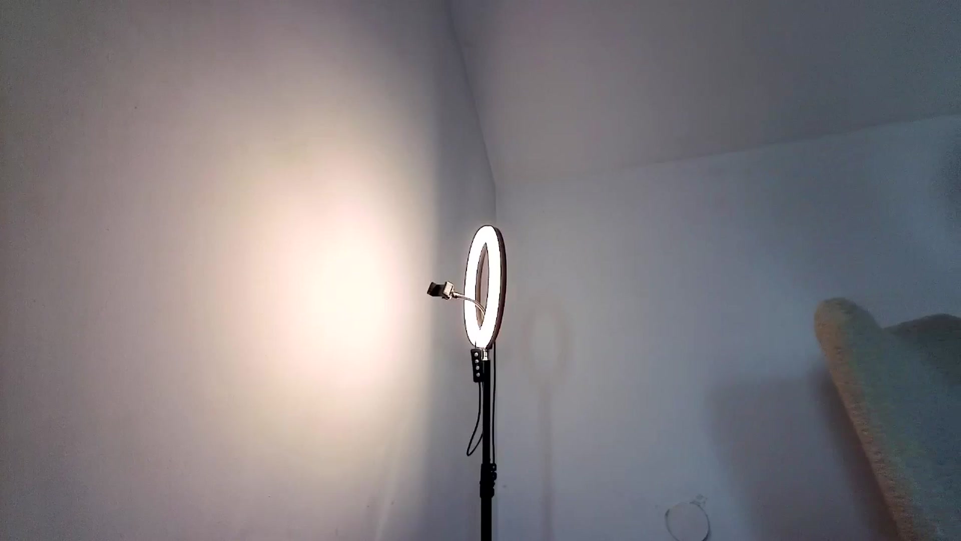 Gallery image thumbnail from Jullyenn3's myfreecams stream on, 08/03/2025, 12:17 image 5 of 20
