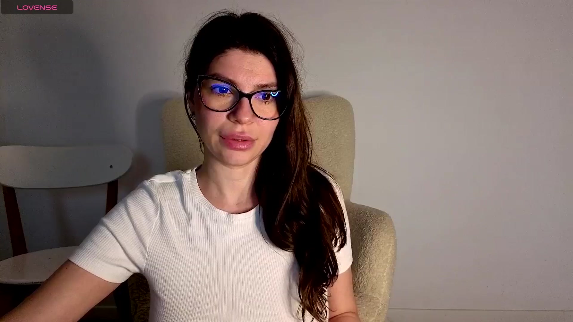 Gallery image thumbnail from Jullyenn3's myfreecams stream on, 12/06/2025, 13:51 image 11 of 20