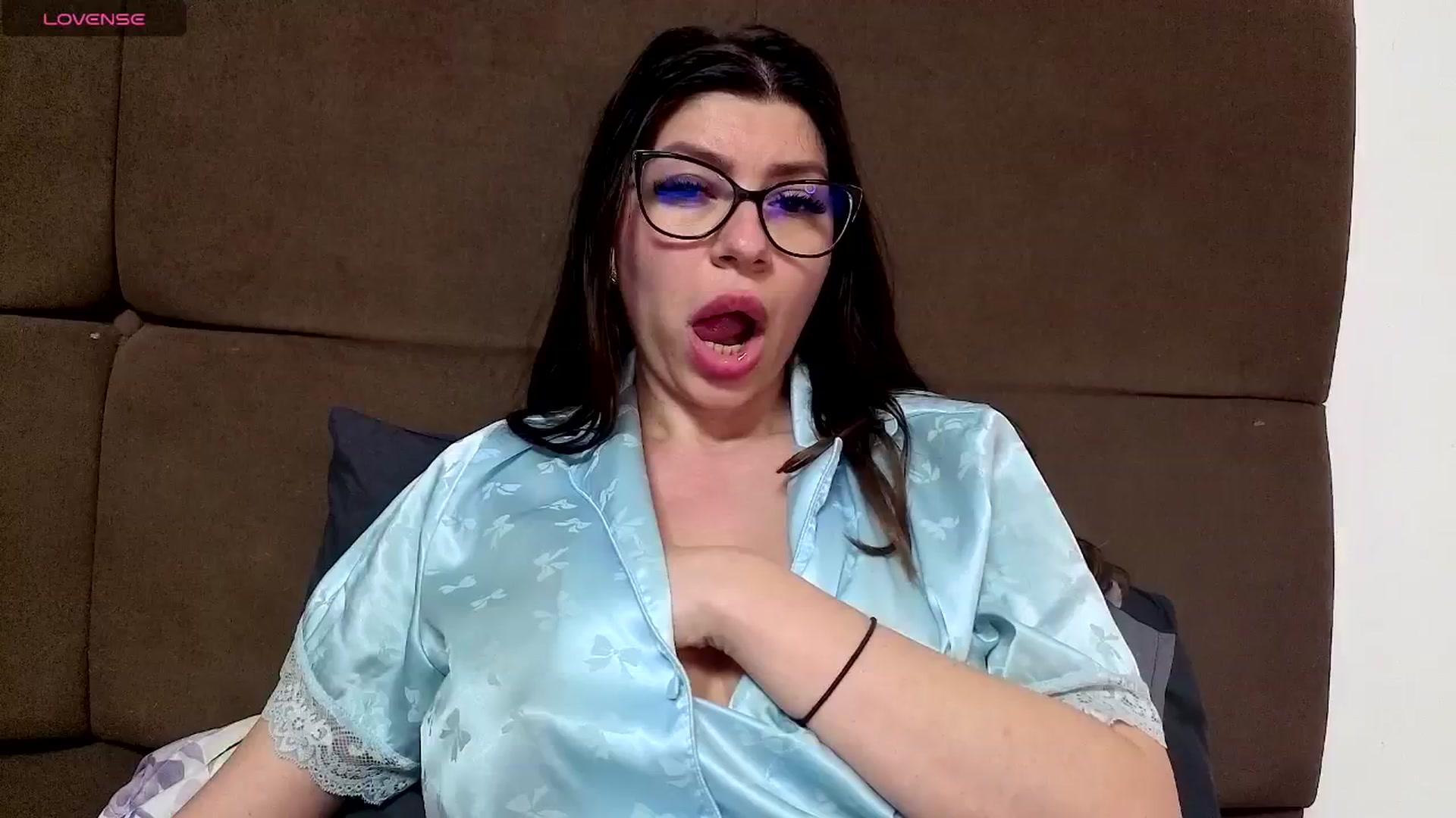 Gallery image thumbnail from Jullyenn3's myfreecams stream on, 03/18/2026, 19:35 image 13 of 20