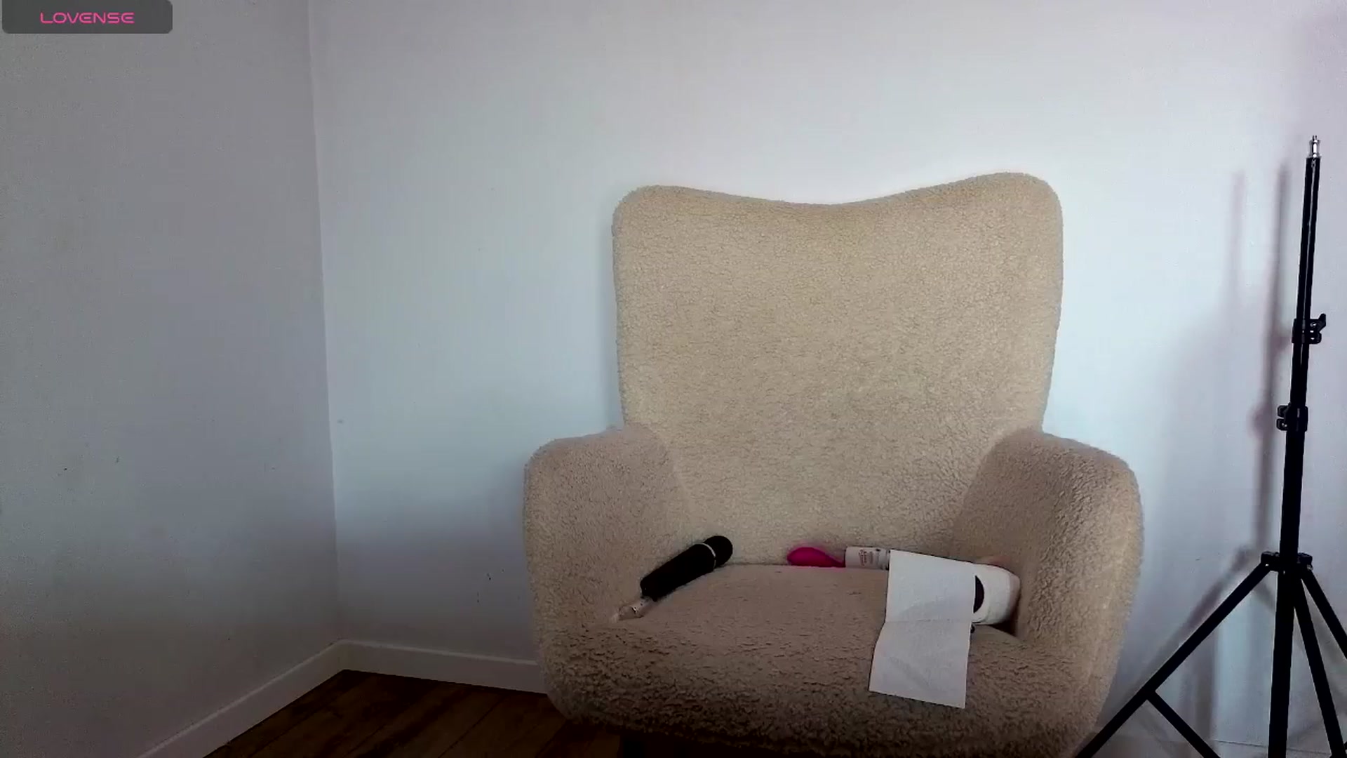 Gallery image thumbnail from Jullyenn3's myfreecams stream on, 03/24/2026, 14:55 image 10 of 20