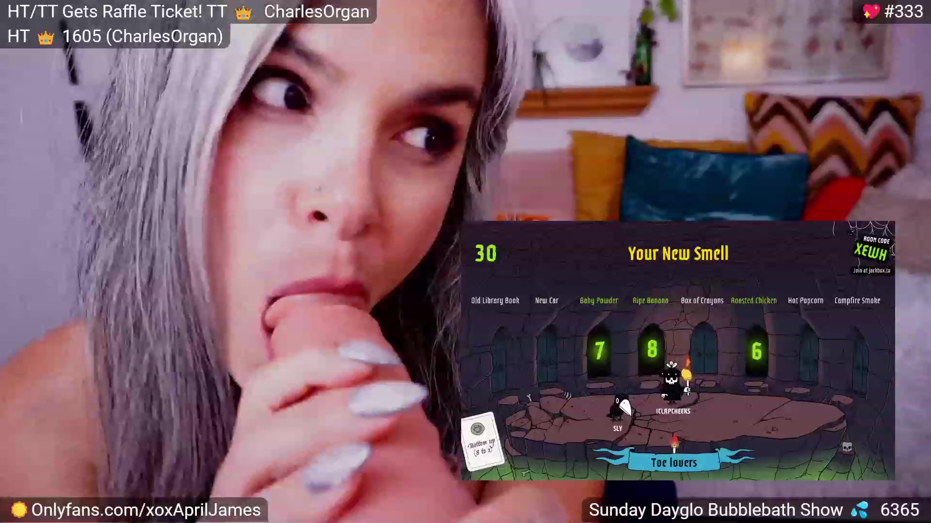 Gallery image thumbnail from JulyDaffodil's myfreecams stream on, 07/15/2023, 22:15 image 9 of 20