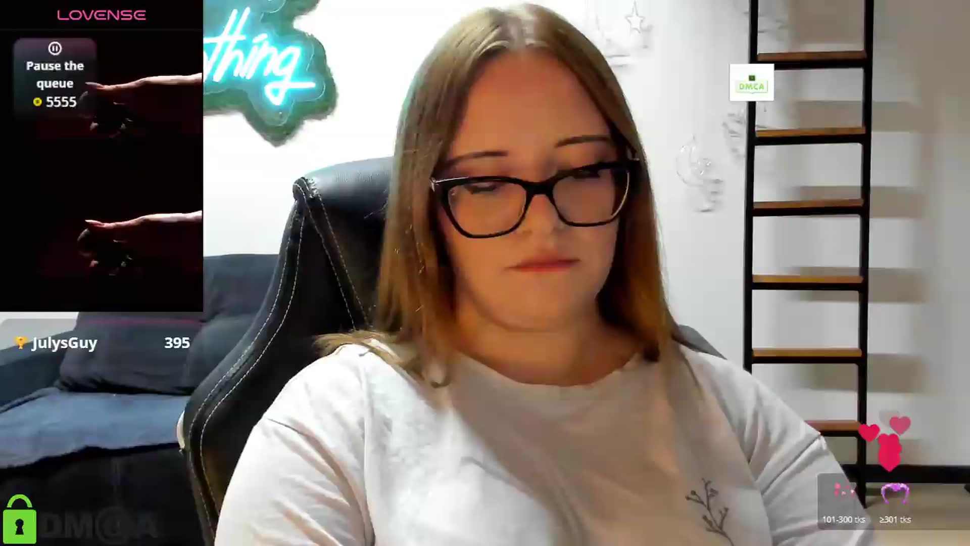 Gallery image thumbnail from JulyLight's myfreecams stream on, 08/02/2026, 17:22 image 4 of 20