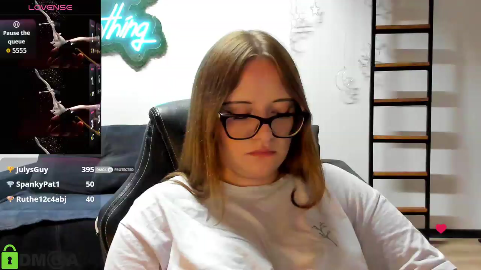 Gallery image thumbnail from JulyLight's myfreecams stream on, 08/02/2026, 17:22 image 17 of 20