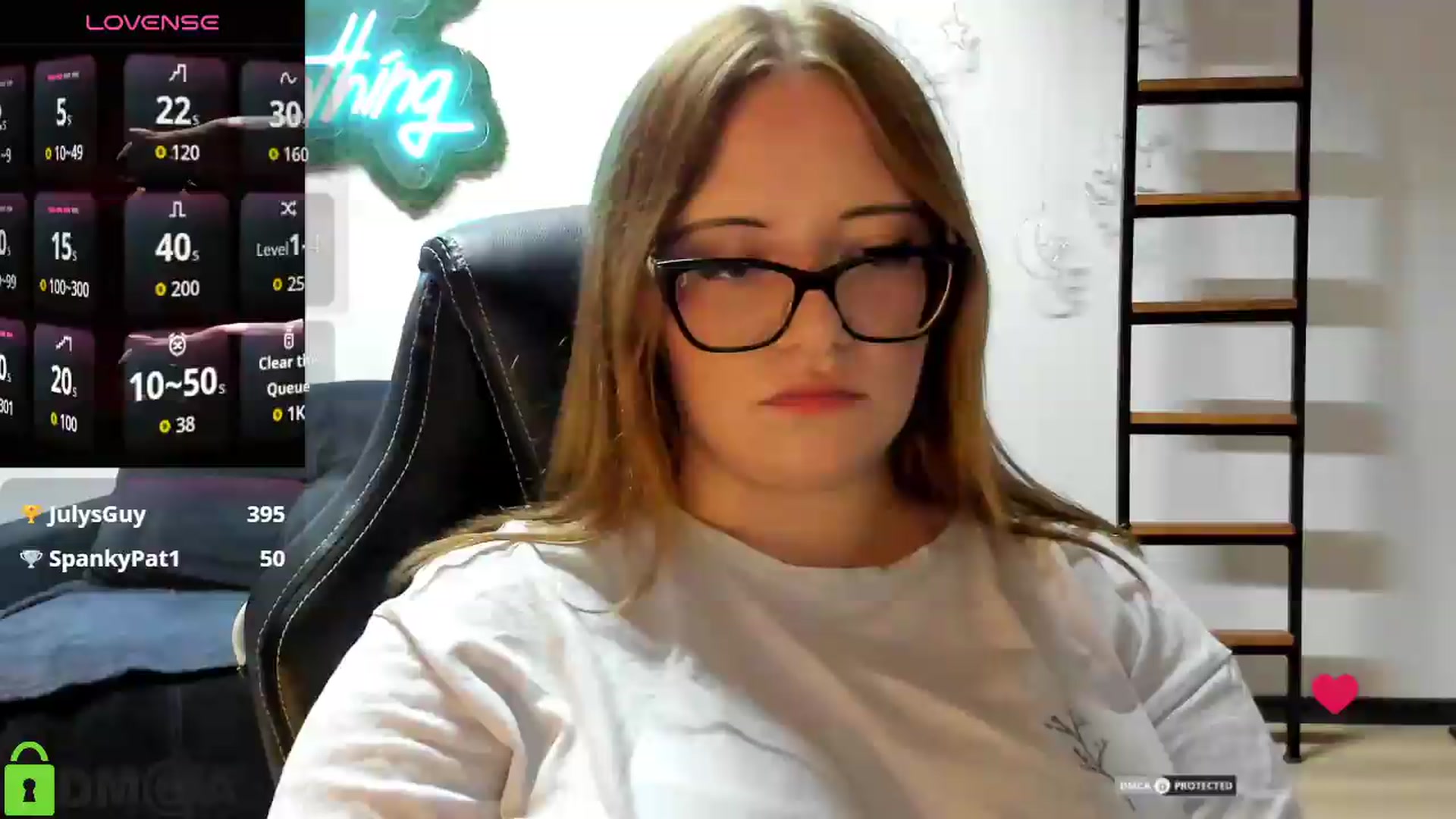 Gallery image thumbnail from JulyLight's myfreecams stream on, 08/02/2026, 17:22 image 8 of 20