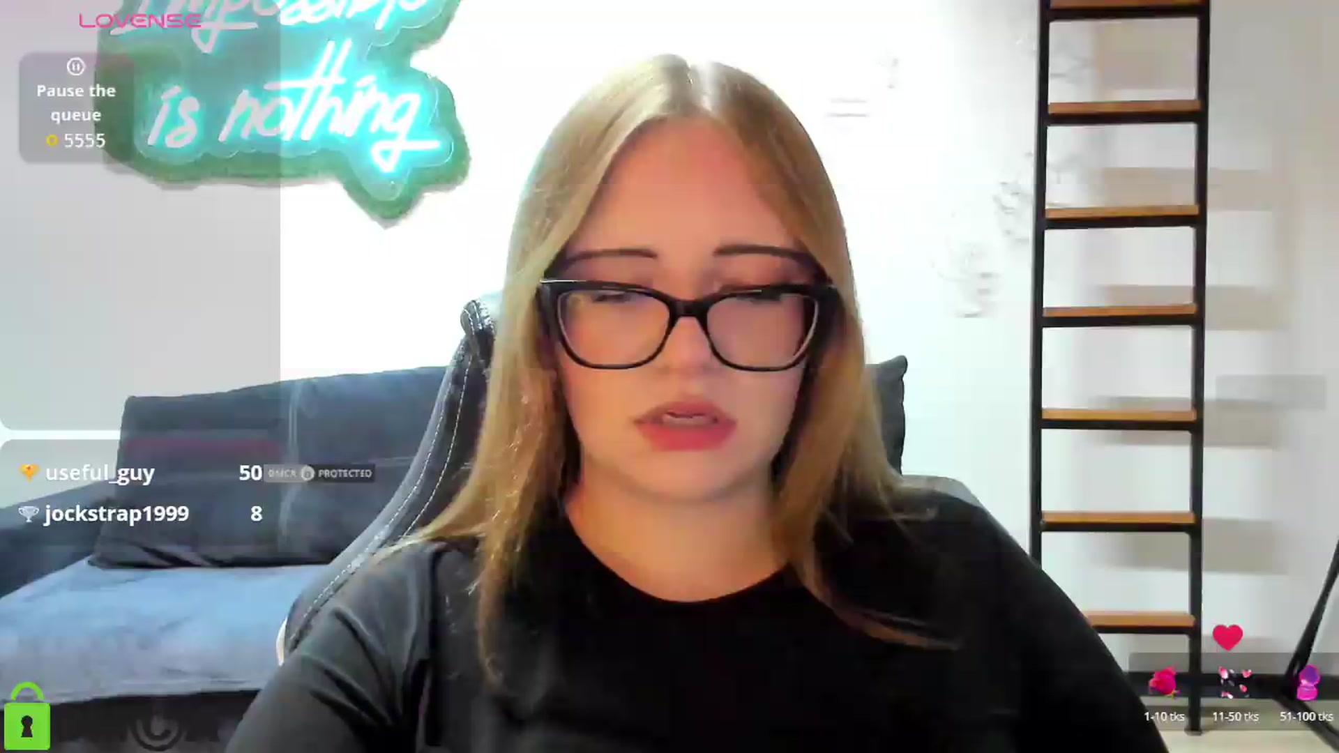 Gallery image thumbnail from JulyLight's myfreecams stream on, 08/15/2026, 16:21 image 15 of 20
