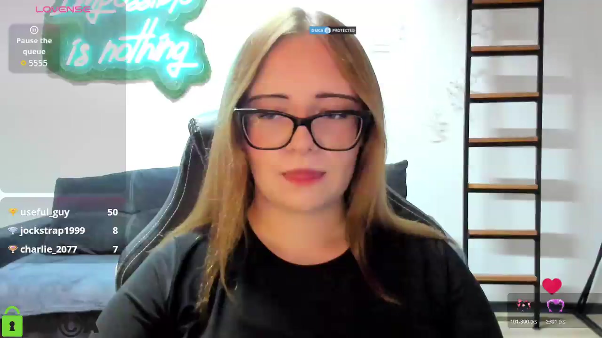 Gallery image thumbnail from JulyLight's myfreecams stream on, 08/15/2026, 16:21 image 17 of 20