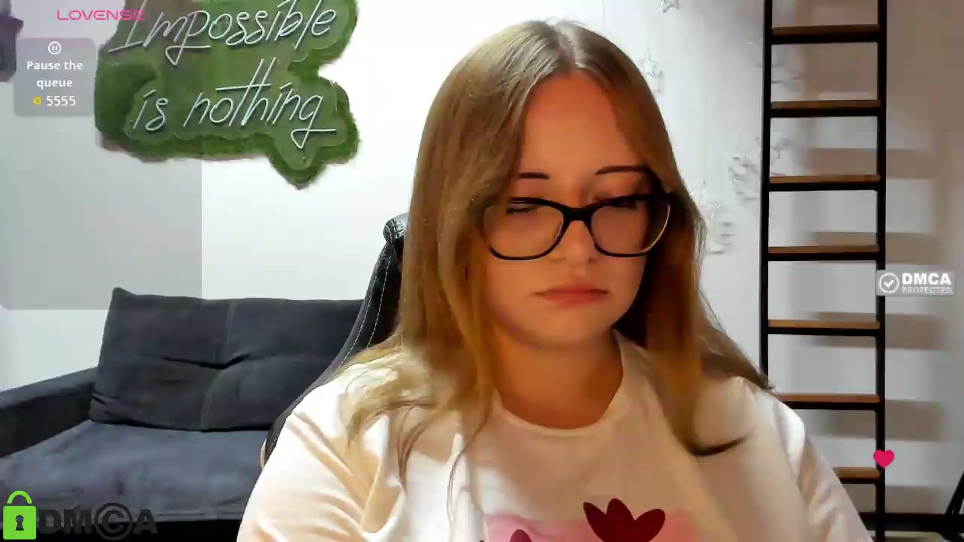 Gallery image thumbnail from JulyLight's myfreecams stream on, 08/23/2026, 14:26 image 15 of 20