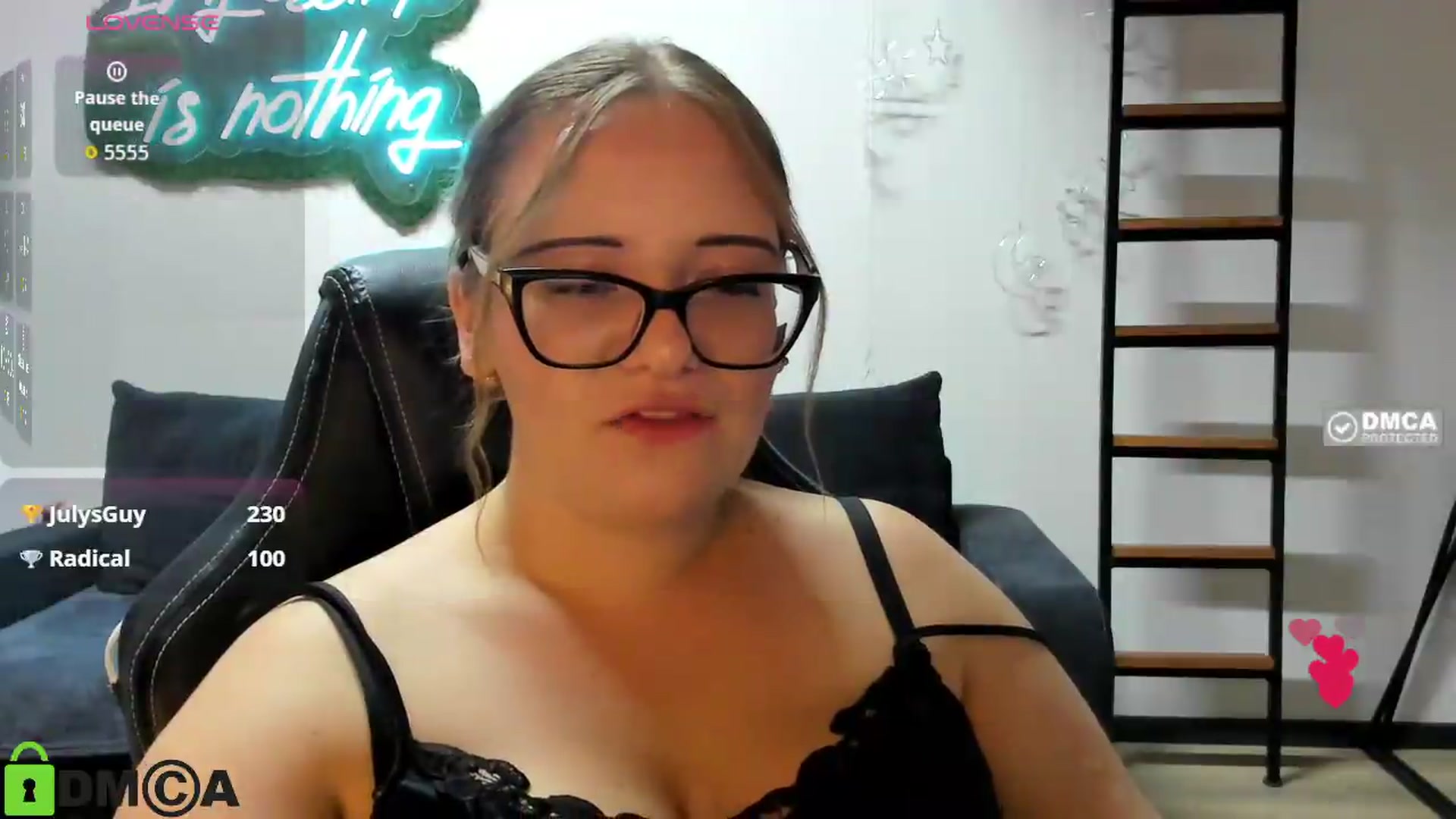 Gallery image thumbnail from JulyLight's myfreecams stream on, 08/24/2026, 16:01 image 8 of 20