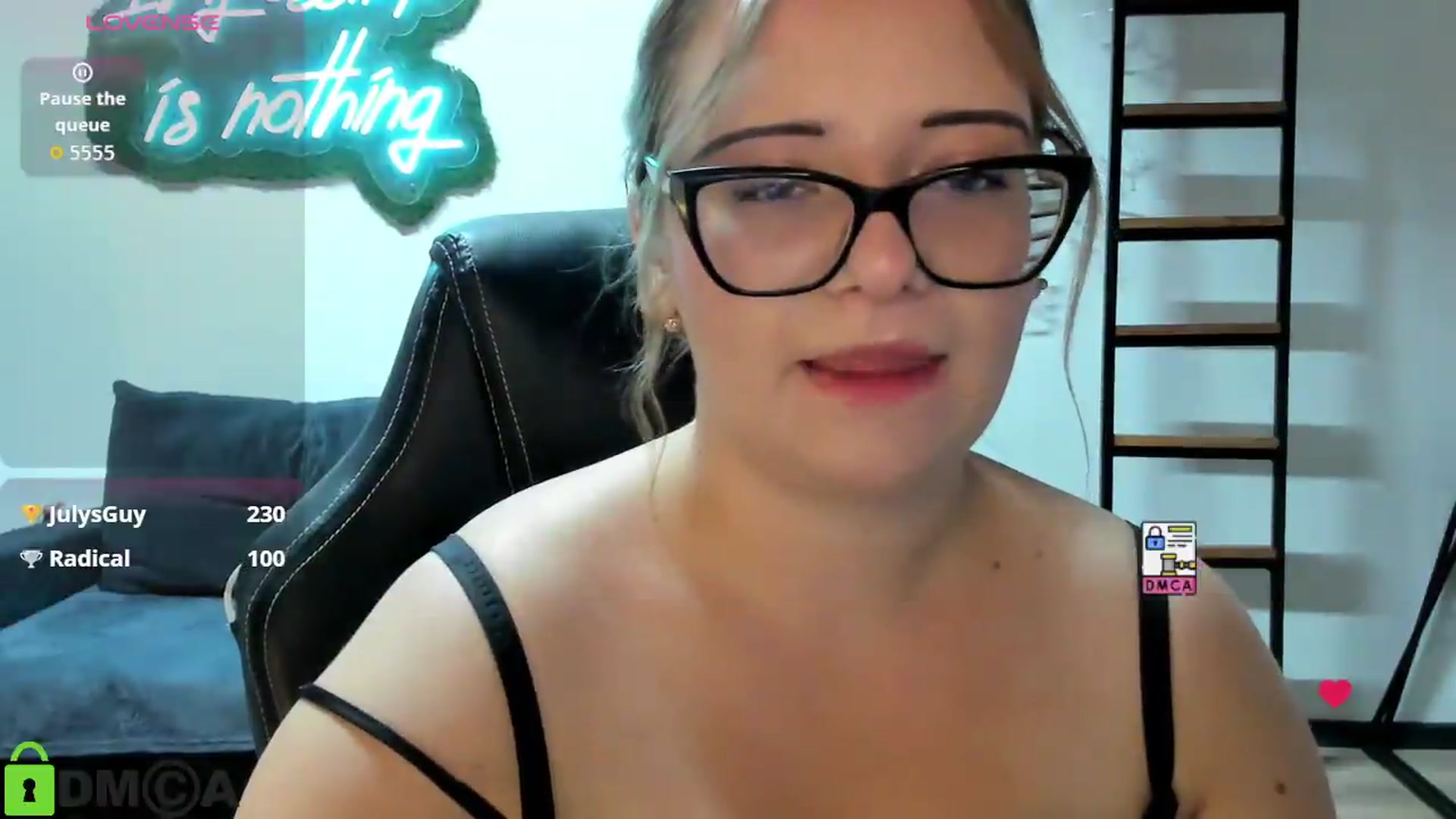 Gallery image thumbnail from JulyLight's myfreecams stream on, 08/24/2026, 16:01 image 9 of 20
