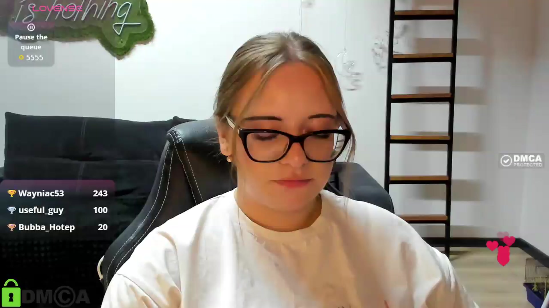 Gallery image thumbnail from JulyLight's myfreecams stream on, 09/07/2026, 23:36 image 14 of 20