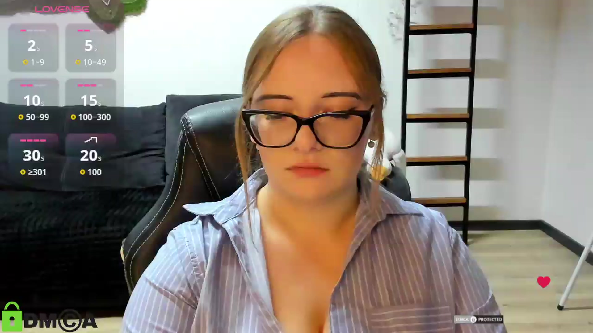 Gallery image thumbnail from JulyLight's myfreecams stream on, 09/20/2026, 23:45 image 3 of 20