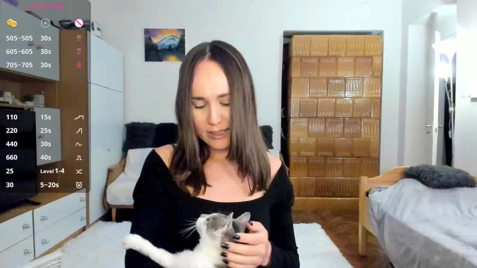 Gallery image thumbnail from JulyMuly's myfreecams stream on, 11/13/2024, 16:40 image 19 of 20