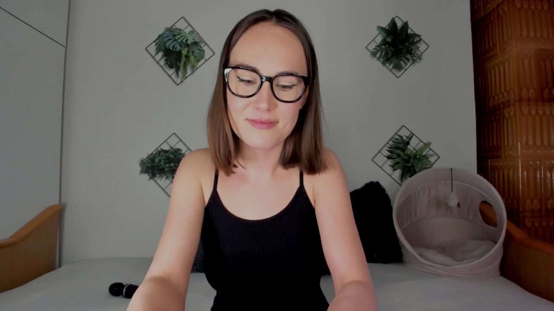 Gallery image thumbnail from JulyMuly's myfreecams stream on, 03/11/2025, 20:08 image 2 of 20