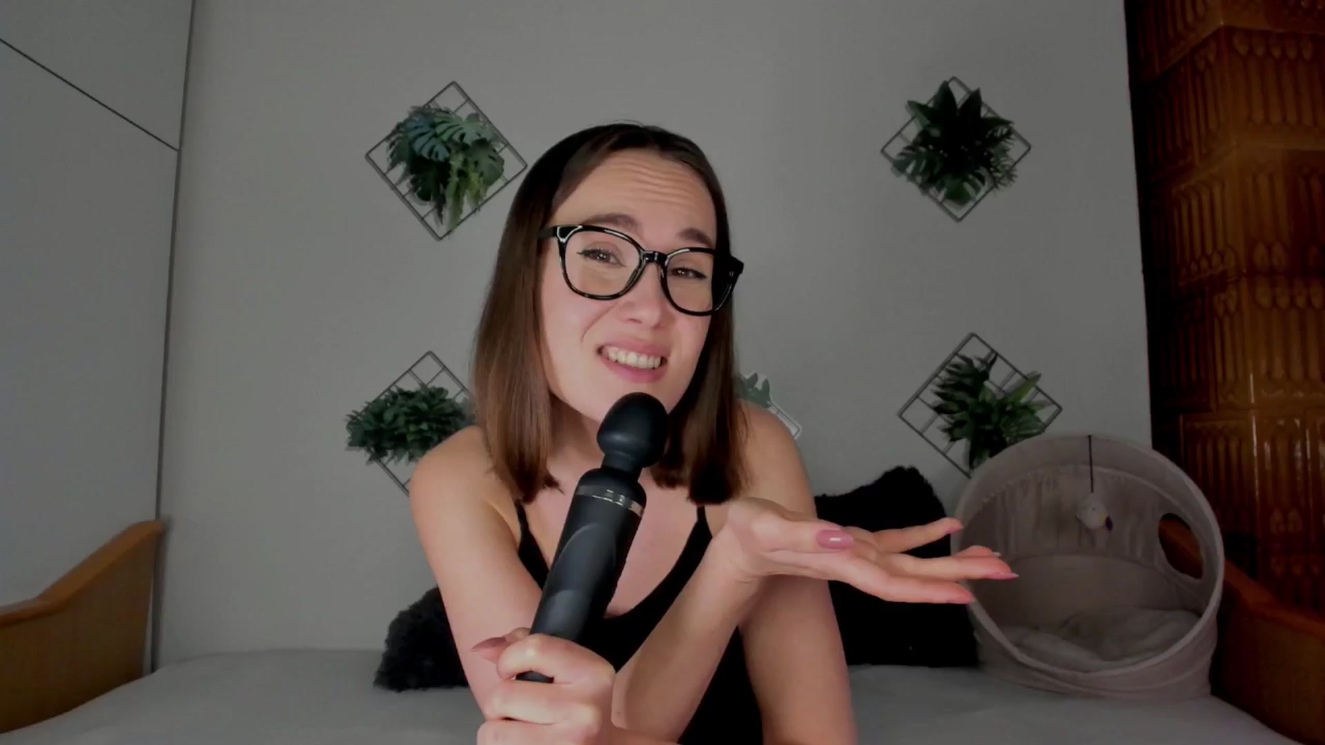 Gallery image thumbnail from JulyMuly's myfreecams stream on, 03/11/2025, 20:08 image 16 of 20