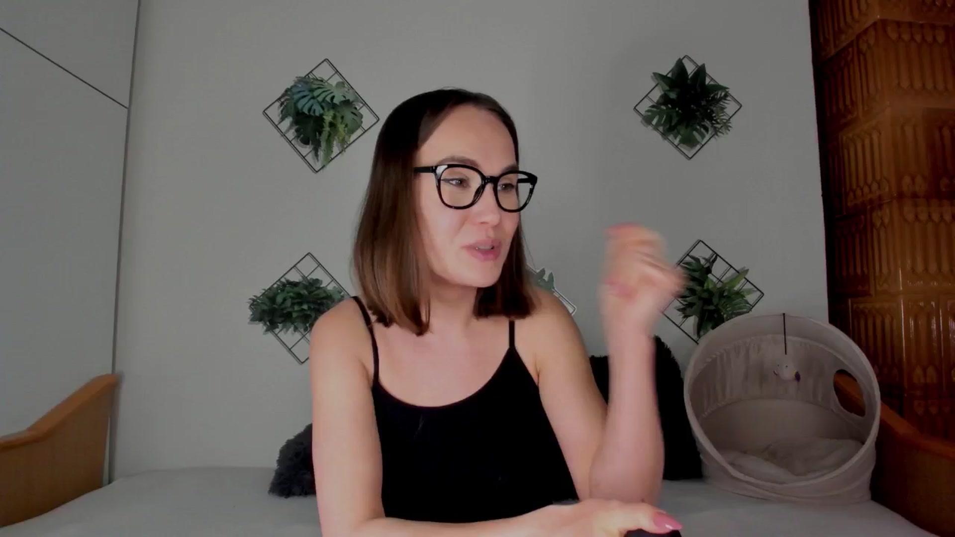 Gallery image thumbnail from JulyMuly's myfreecams stream on, 03/11/2025, 20:08 image 14 of 20