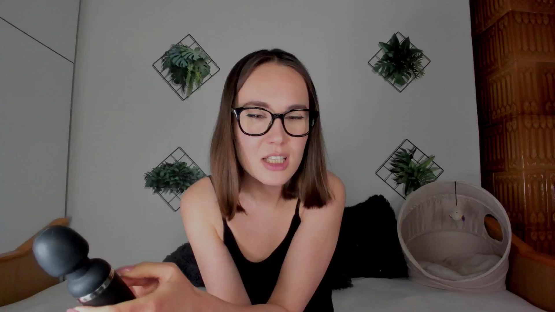 Gallery image thumbnail from JulyMuly's myfreecams stream on, 03/11/2025, 20:08 image 11 of 20