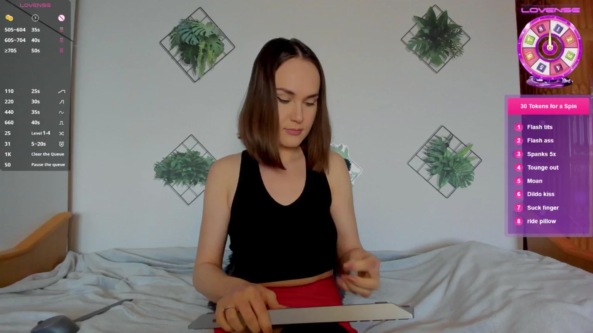 Gallery image thumbnail from JulyMuly's myfreecams stream on, 03/19/2025, 14:53 image 17 of 20
