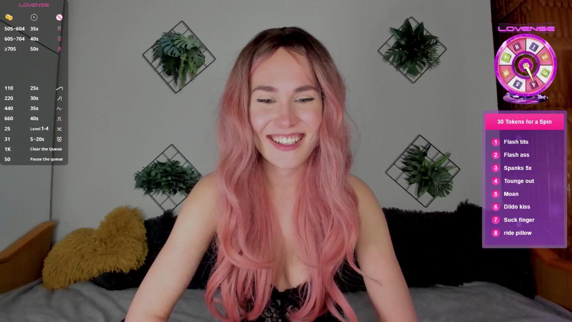 Gallery image thumbnail from JulyMuly's myfreecams stream on, 04/10/2025, 17:26 image 16 of 20