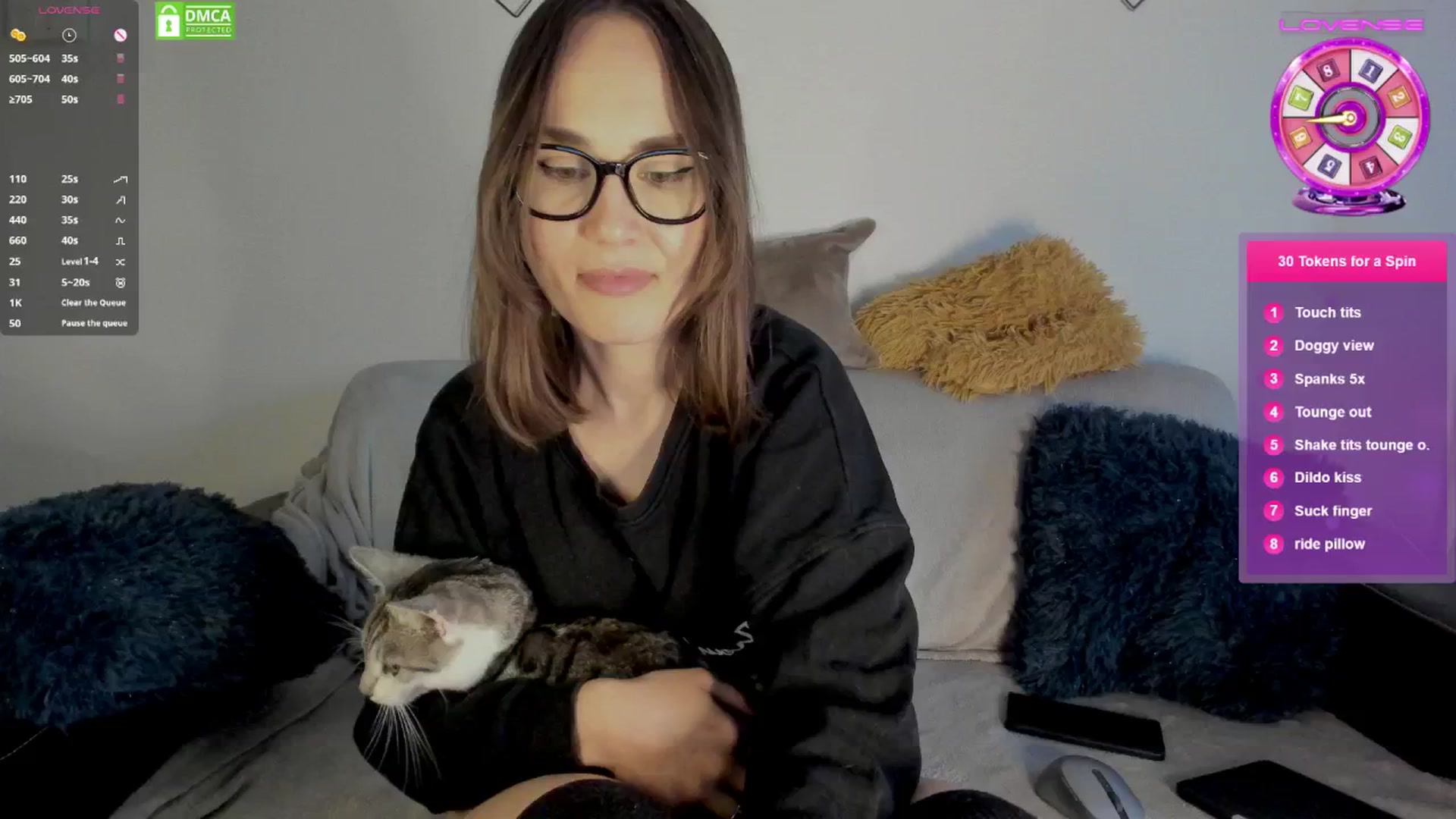 Gallery image thumbnail from JulyMuly's myfreecams stream on, 05/08/2025, 17:37 image 10 of 20
