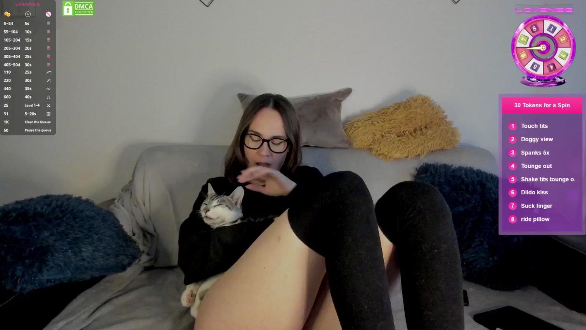 Gallery image thumbnail from JulyMuly's myfreecams stream on, 05/08/2025, 17:37 image 12 of 20