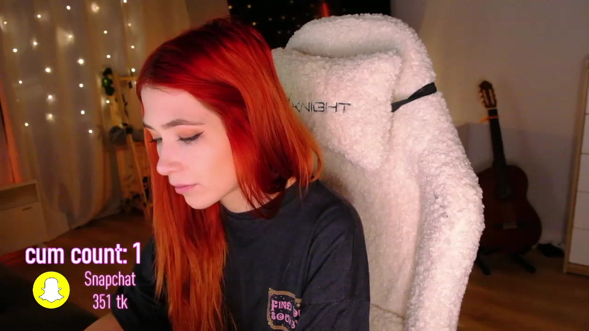 Gallery image thumbnail from JulyRedFox's myfreecams stream on, 11/17/2022, 02:21 image 16 of 20