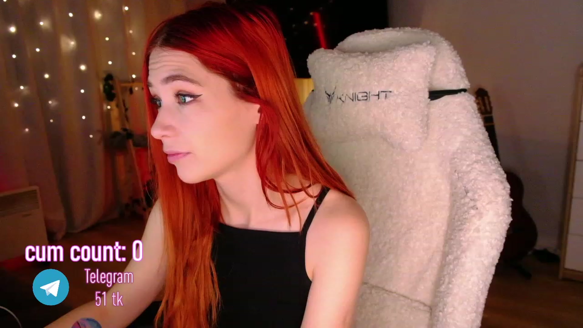 Gallery image thumbnail from JulyRedFox's myfreecams stream on, 11/19/2022, 03:56 image 2 of 20