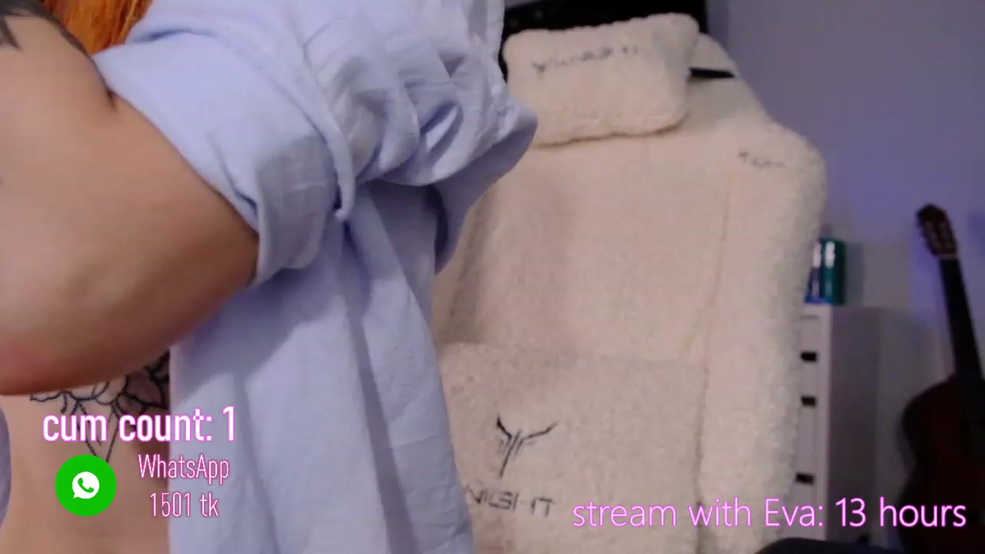 Gallery image thumbnail from JulyRedFox's myfreecams stream on, 11/24/2022, 01:34 image 16 of 20