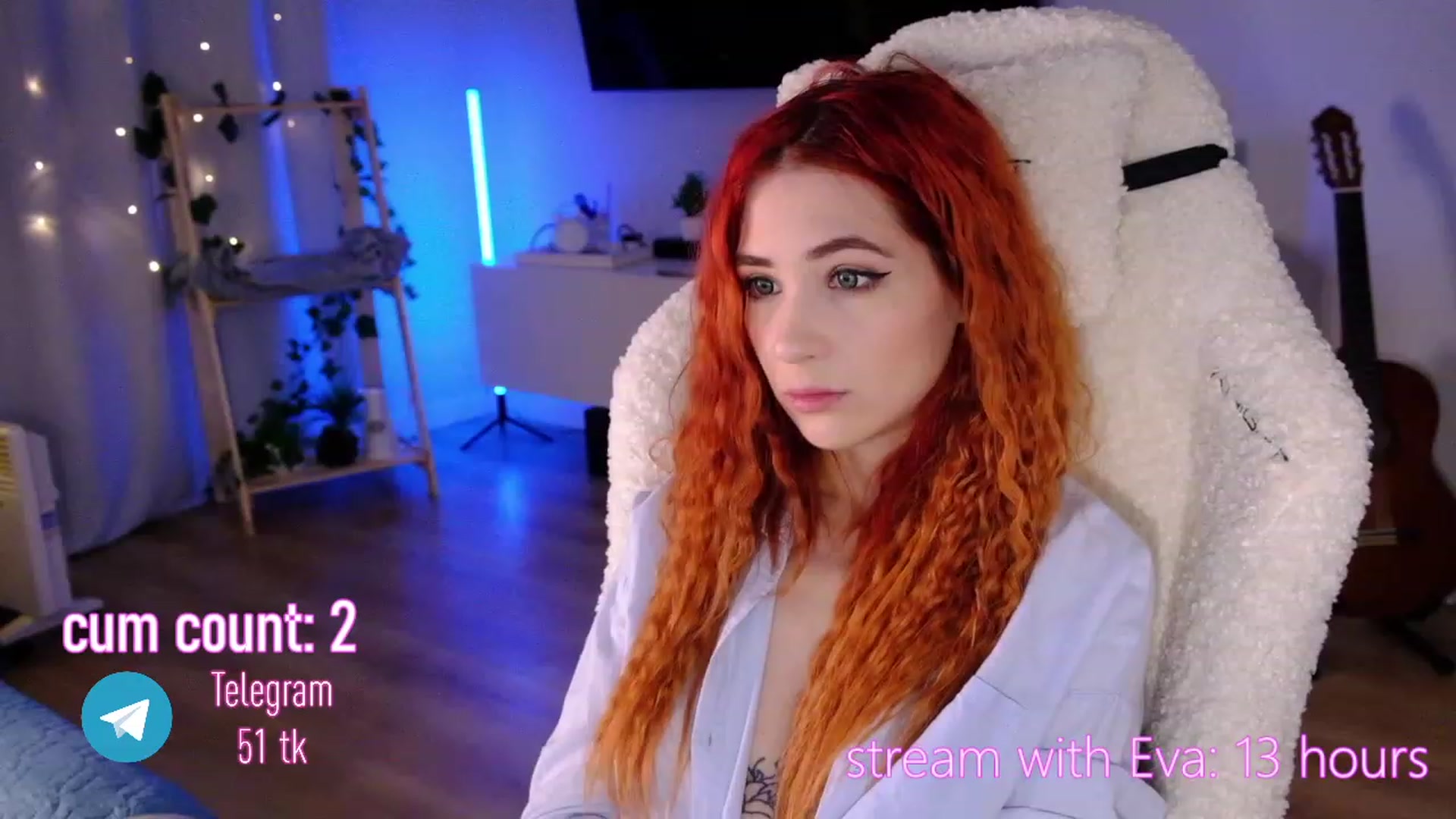Gallery image thumbnail from JulyRedFox's myfreecams stream on, 11/24/2022, 02:02 image 6 of 20