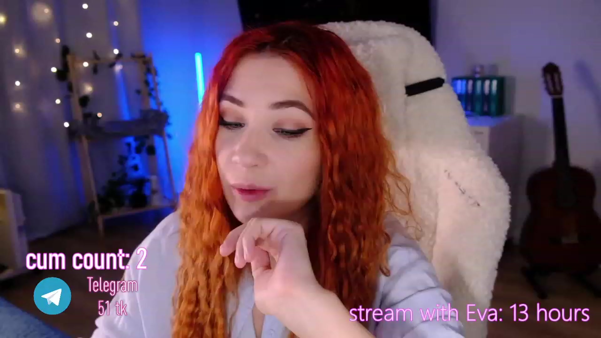 Gallery image thumbnail from JulyRedFox's myfreecams stream on, 11/24/2022, 02:02 image 19 of 20