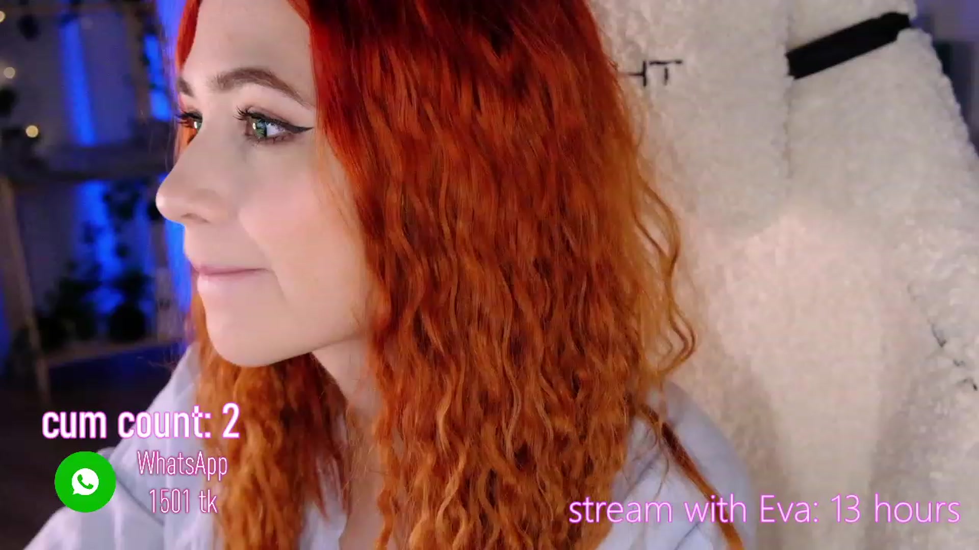 Gallery image thumbnail from JulyRedFox's myfreecams stream on, 11/24/2022, 02:02 image 4 of 20