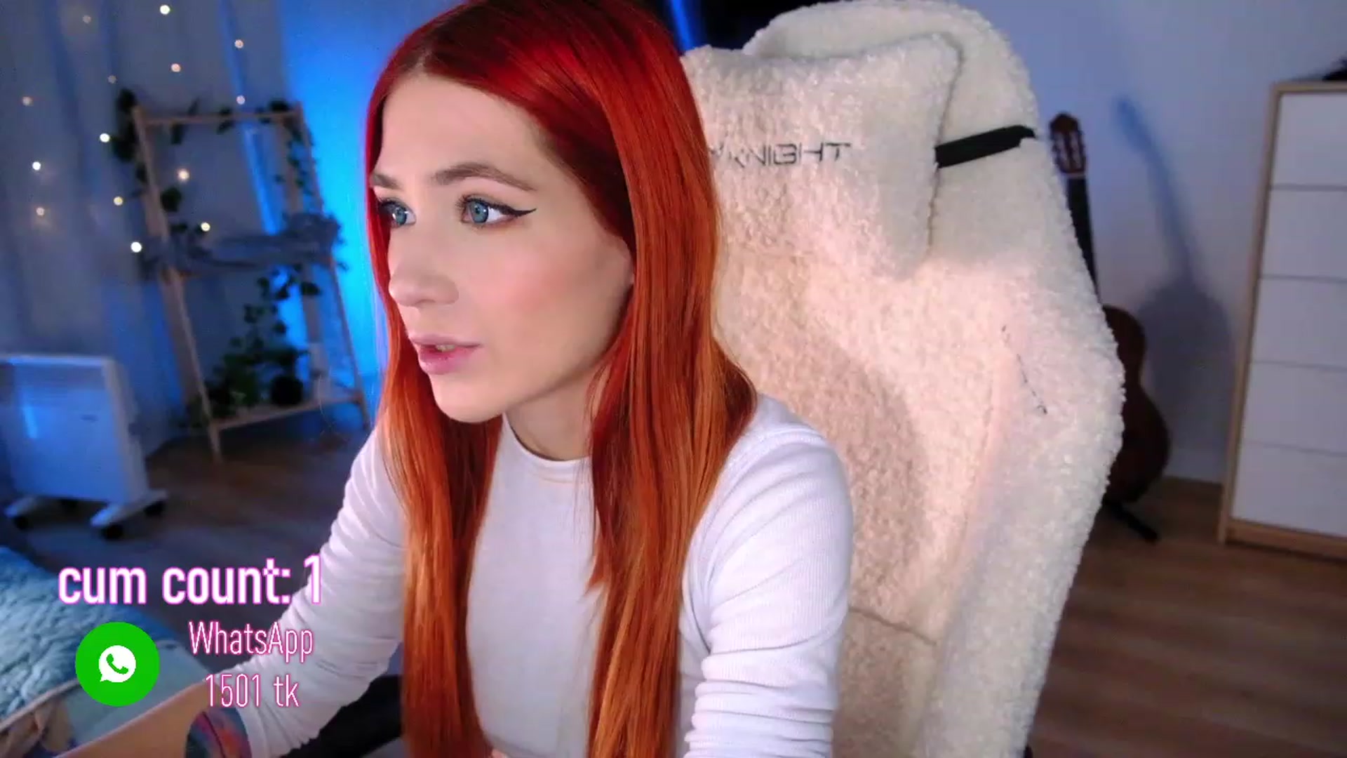 Gallery image thumbnail from JulyRedFox's myfreecams stream on, 11/27/2022, 01:01 image 20 of 20
