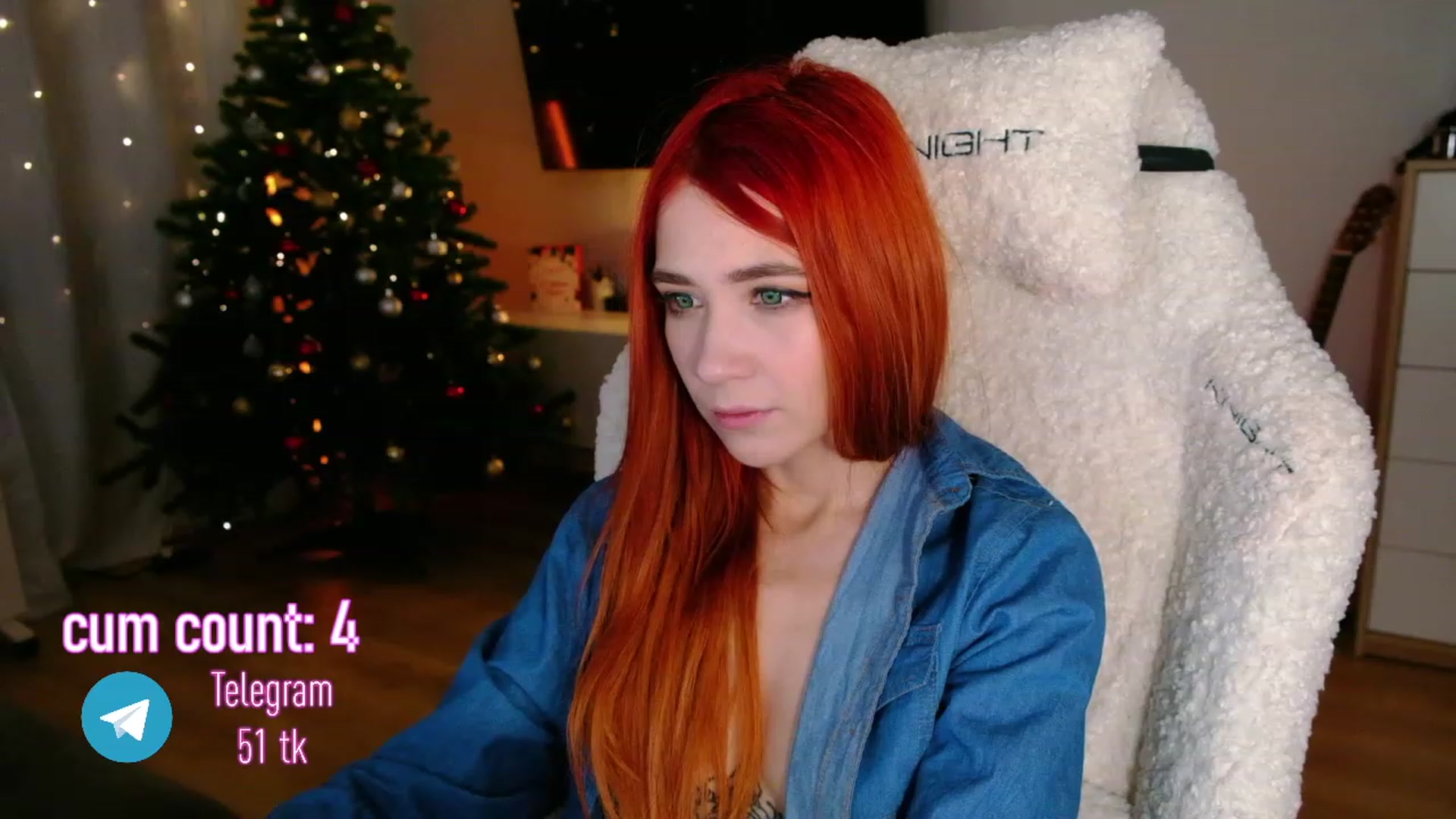 Gallery image thumbnail from JulyRedFox's myfreecams stream on, 12/18/2022, 03:21 image 19 of 20