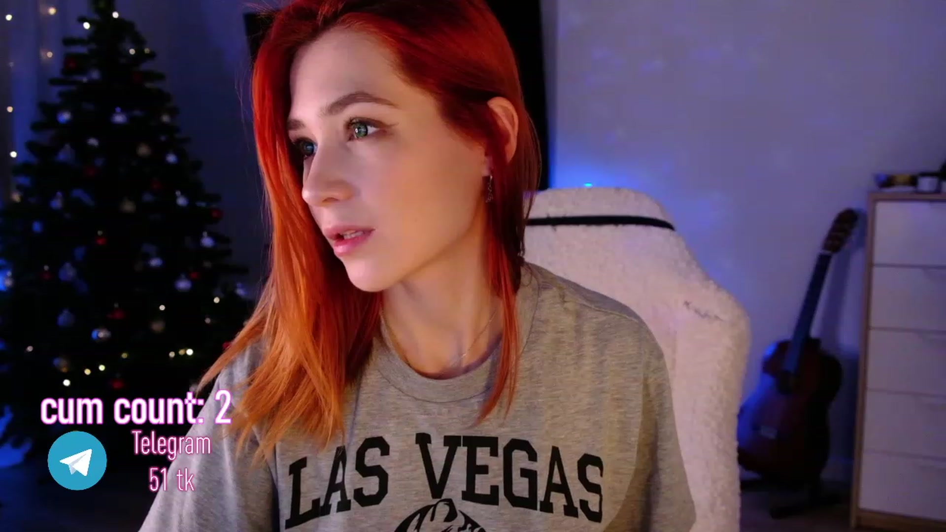 Gallery image thumbnail from JulyRedFox's myfreecams stream on, 12/29/2022, 02:37 image 17 of 20
