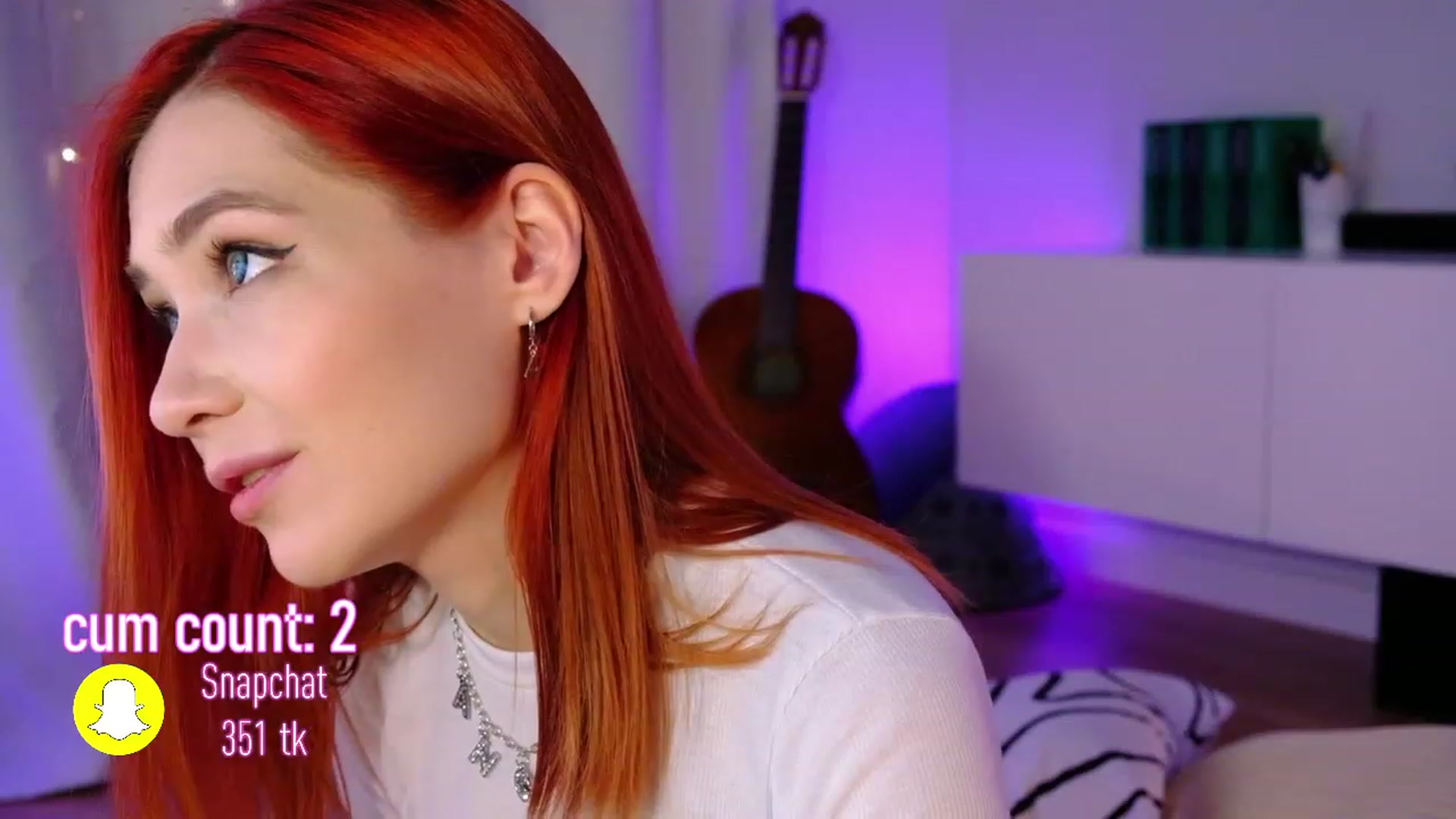 Gallery image thumbnail from JulyRedFox's myfreecams stream on, 01/03/2023, 05:09 image 6 of 20