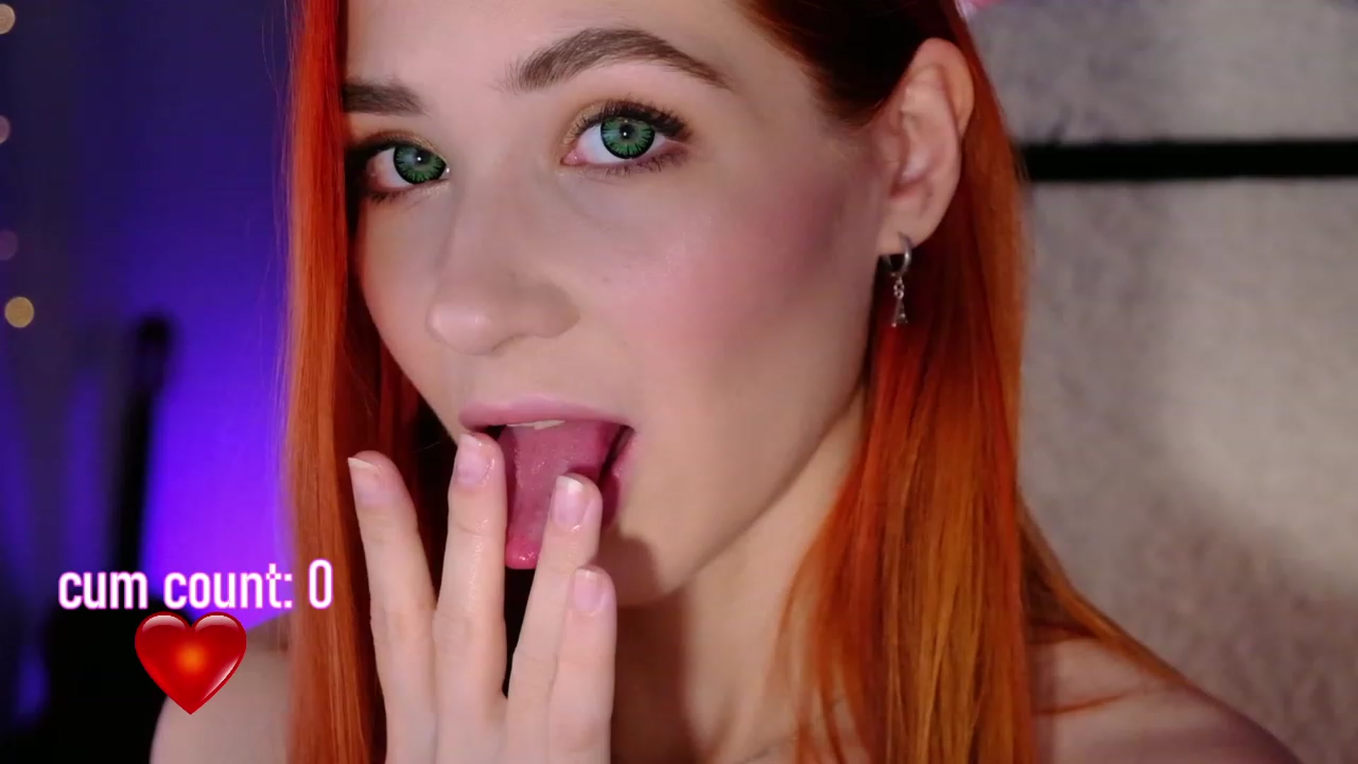 Gallery image thumbnail from JulyRedFox's myfreecams stream on, 01/04/2023, 24:32 image 8 of 20
