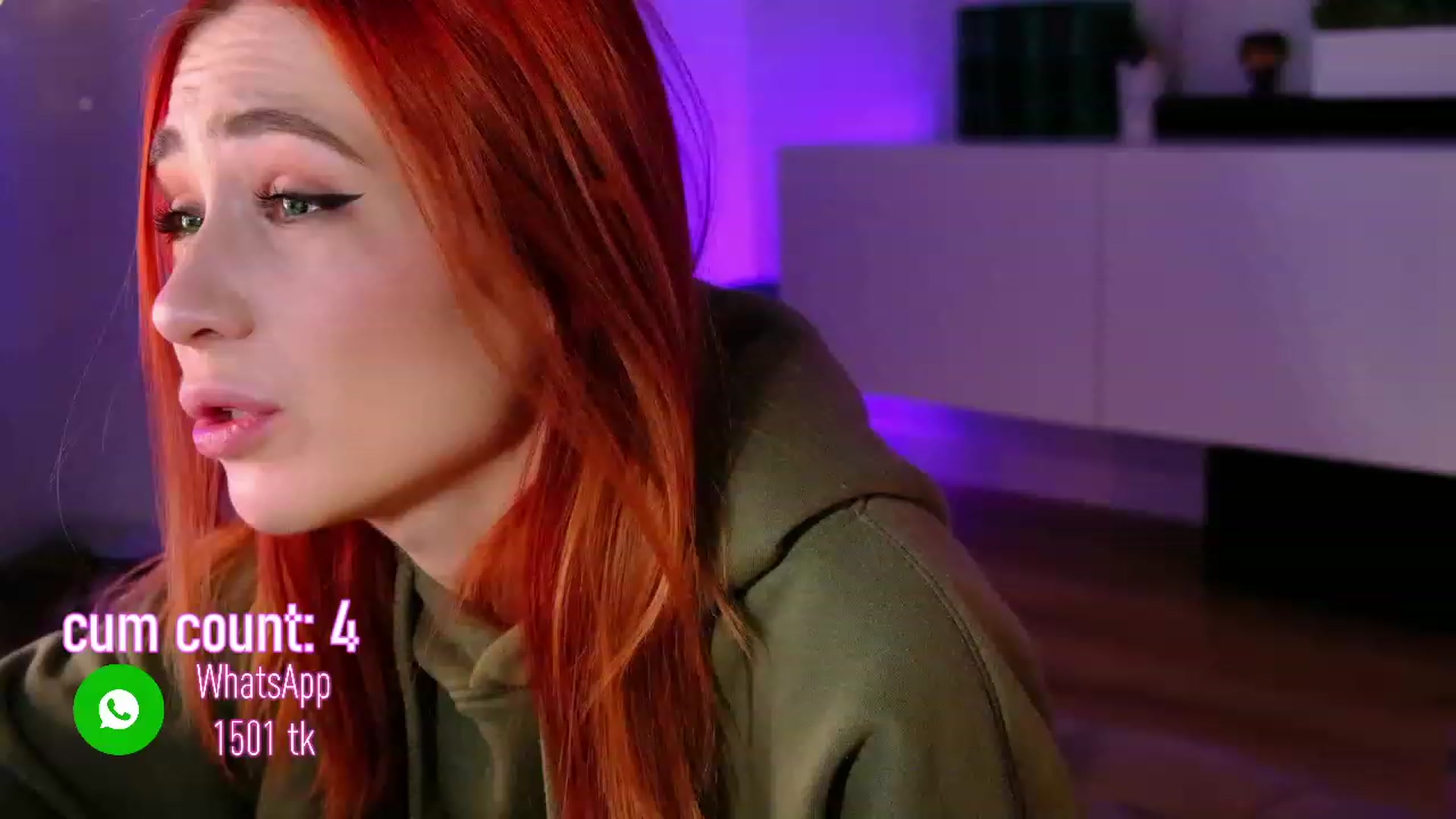 Gallery image thumbnail from JulyRedFox's myfreecams stream on, 01/06/2023, 03:05 image 10 of 20
