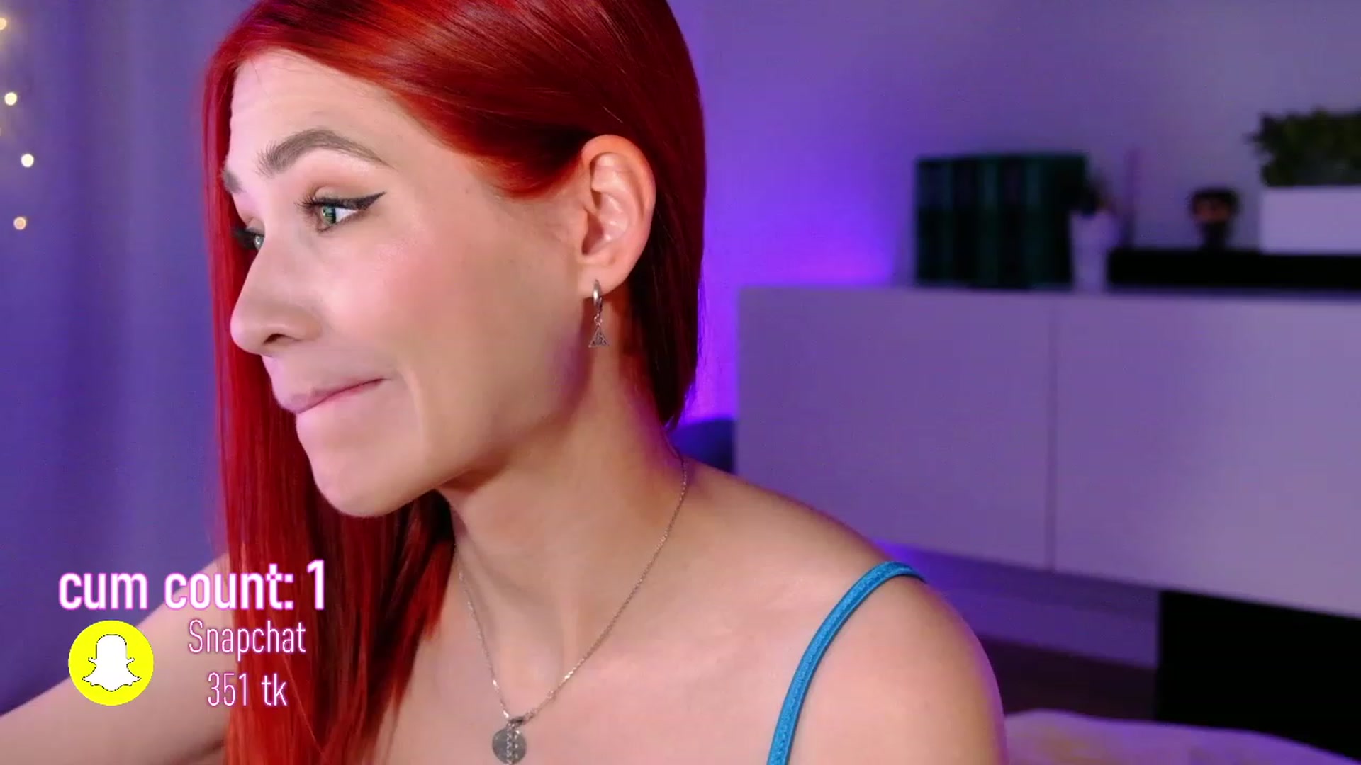 Gallery image thumbnail from JulyRedFox's myfreecams stream on, 01/09/2023, 23:06 image 18 of 20
