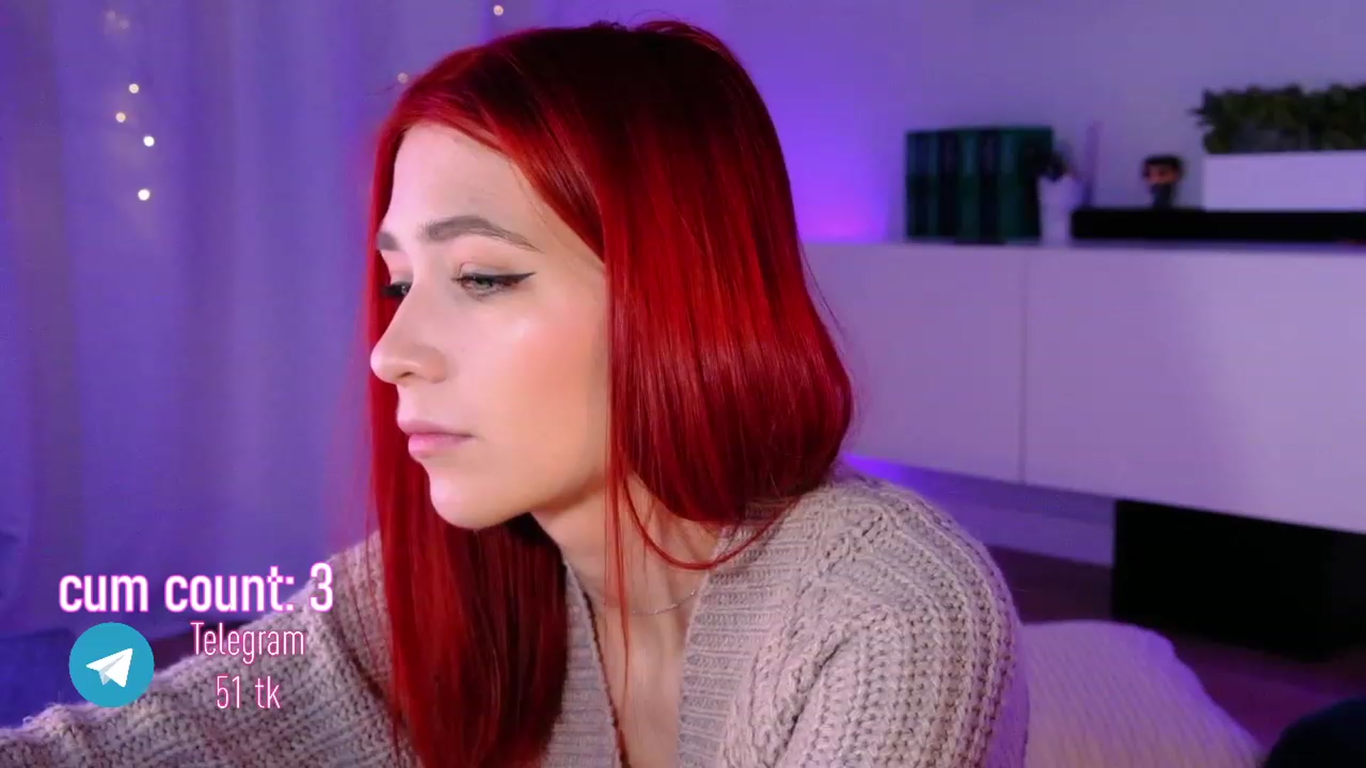 Gallery image thumbnail from JulyRedFox's myfreecams stream on, 01/10/2023, 24:02 image 16 of 20