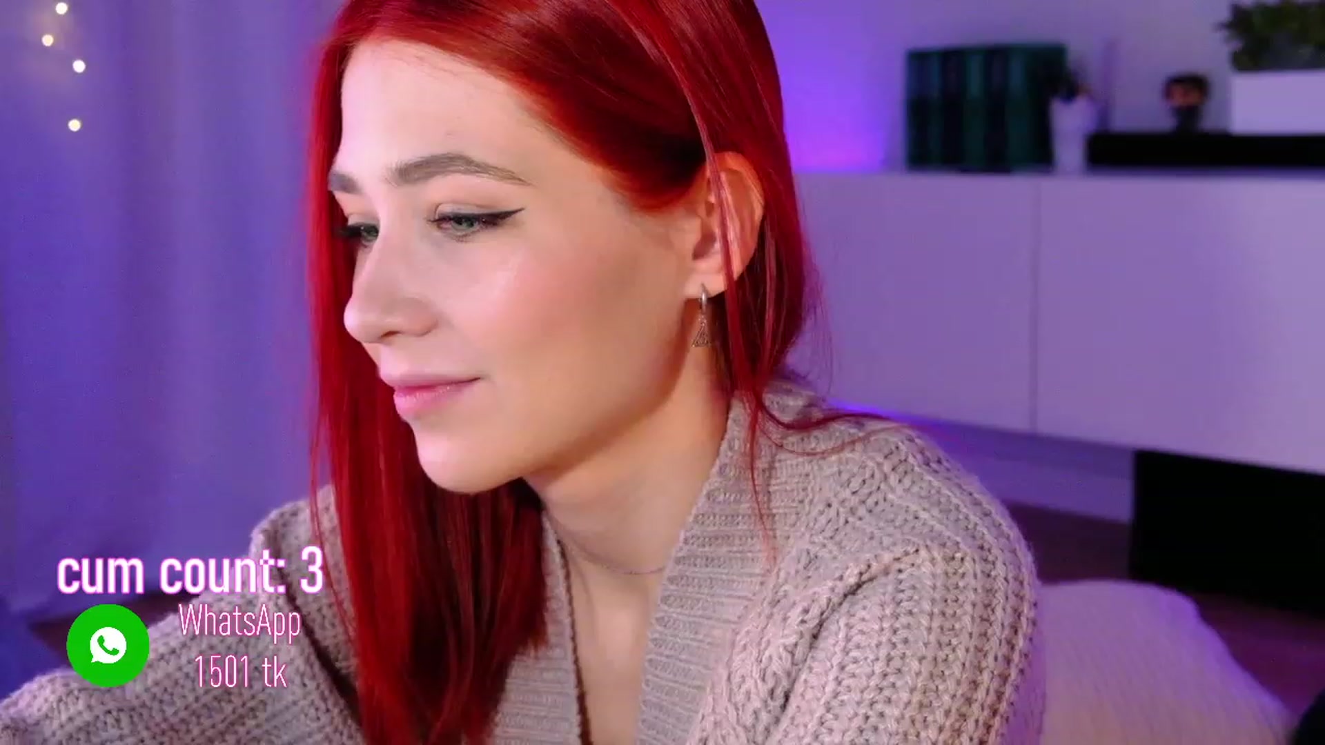 Gallery image thumbnail from JulyRedFox's myfreecams stream on, 01/10/2023, 24:02 image 14 of 20