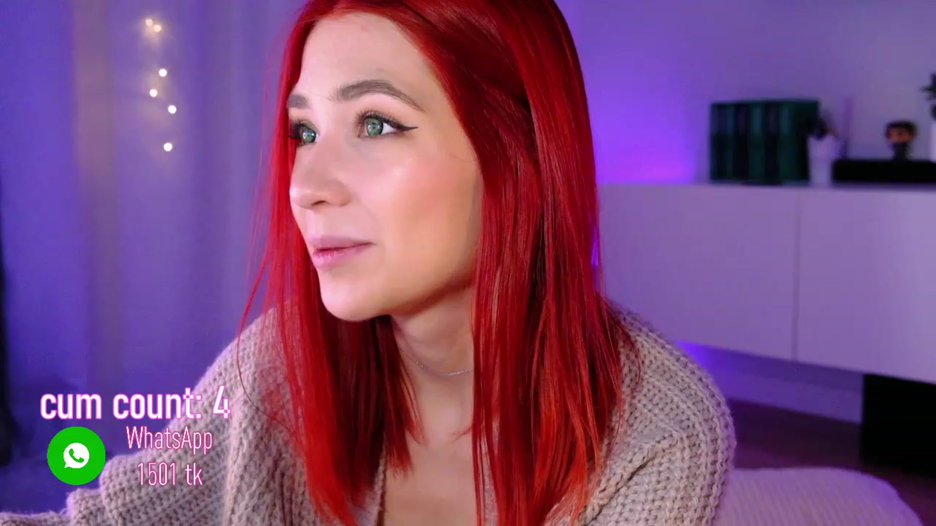Gallery image thumbnail from JulyRedFox's myfreecams stream on, 01/10/2023, 01:27 image 11 of 20
