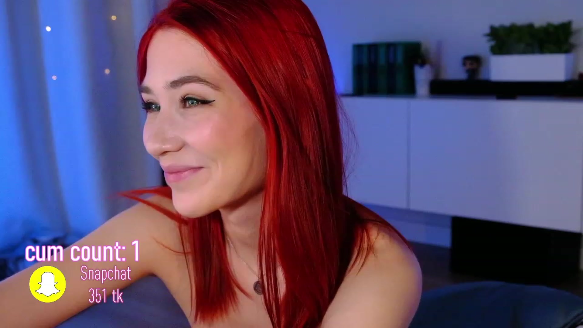 Gallery image thumbnail from JulyRedFox's myfreecams stream on, 01/13/2023, 01:48 image 16 of 20