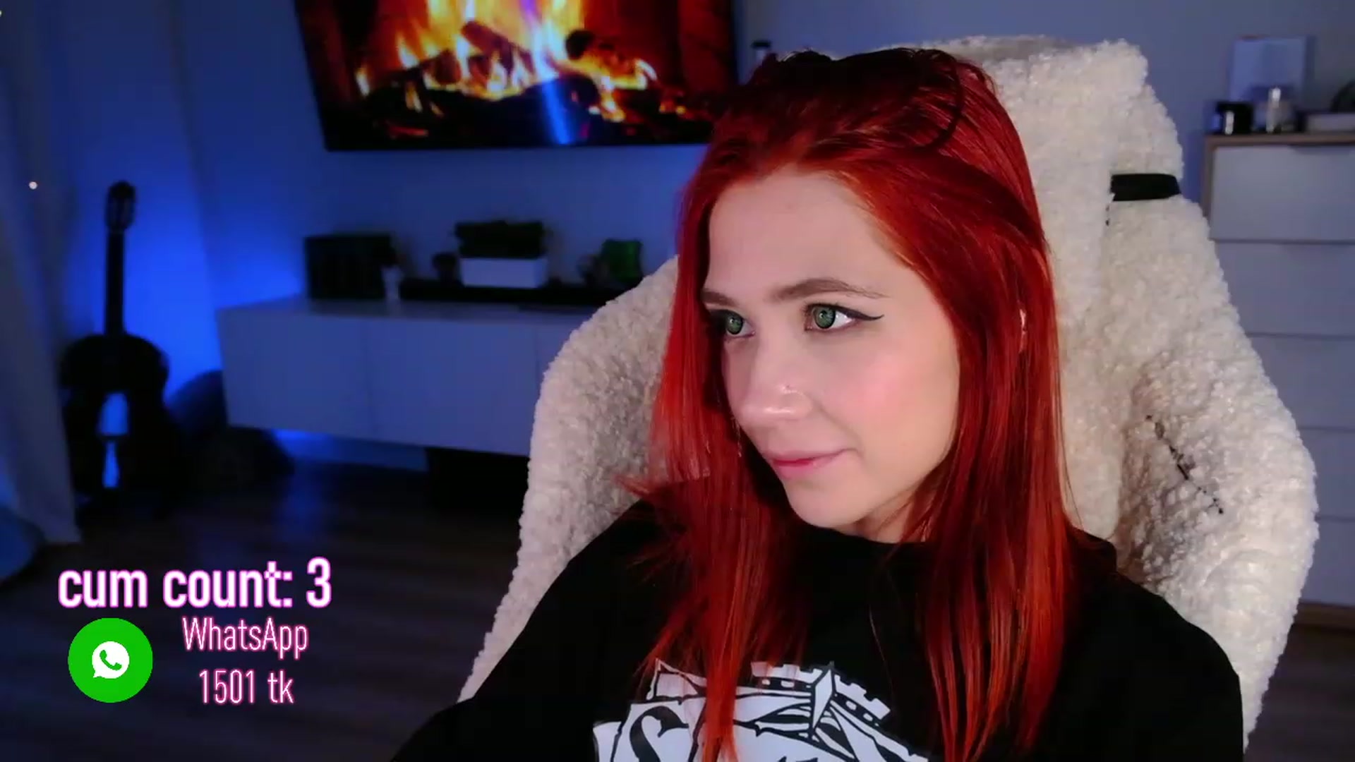 Gallery image thumbnail from JulyRedFox's myfreecams stream on, 01/14/2023, 02:17 image 16 of 20